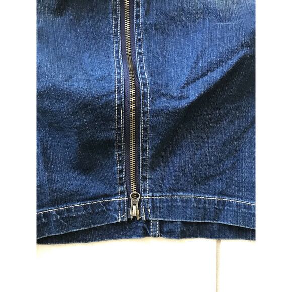 Torrid Distressed Exposed Zip Stretch Denim Skirt - Picture 9 of 9